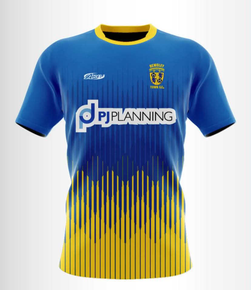 Bewdley Town Home replica Shirt. Juniors to Adults sizes. 100% Polyester.